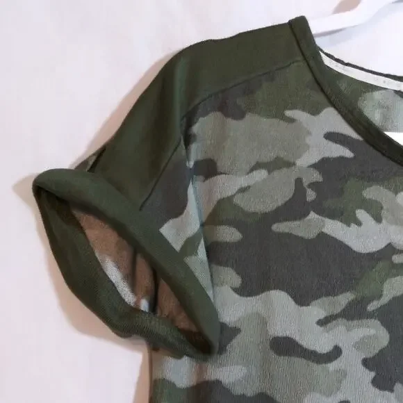 Lucky Brand Camouflage Soft Knit T-Shirt and Shorts Set Loungewear Pjs Size L - Picture 4 of 11